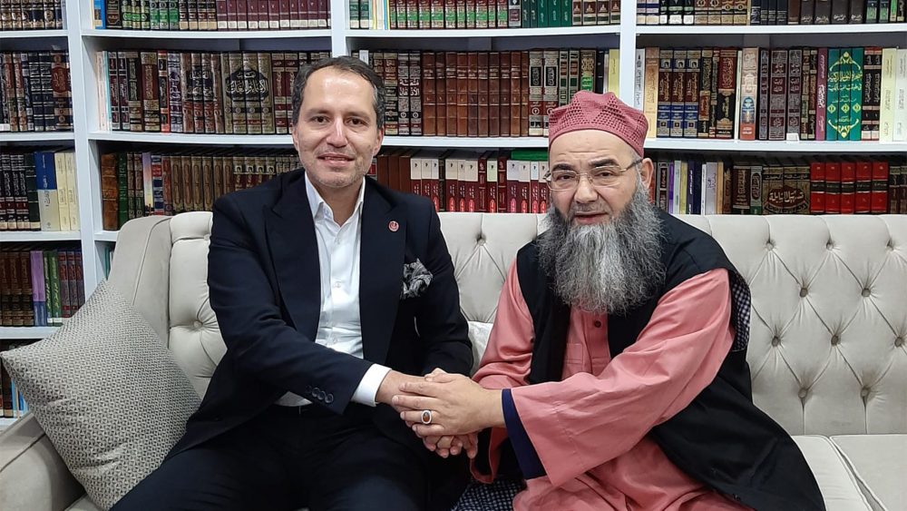Yeniden Refah Partisi Başkanı Fatih Erbakan Beyefendi, Cübbeli Ahmet Hoca’yı Hânesinde Ziyâret Etti