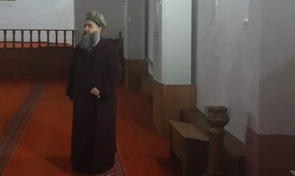 Cübbeli Ahmet Hocaefendi Hazreti Fatih'in adıyla müsemmâ "Fâtih Câmii" ziyâret ederek duâlarda bulundu