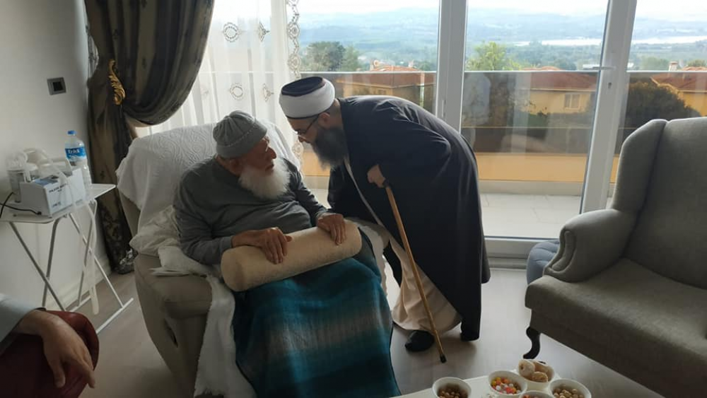 Cübbeli Ahmet Hocaefendi, Hikmet Efendi Hazretleri'ni ziyâret etti