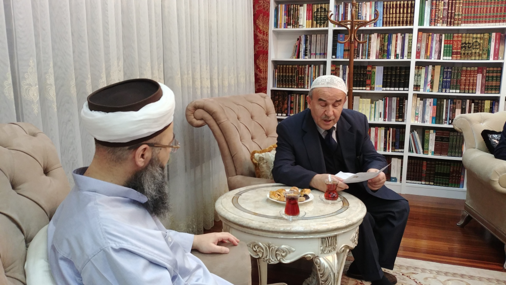 Hadîs Profesörü Ramazan Ayvallı Hocaefendi, Cübbeli Ahmet Hocaefendi’nin hânesini teşrîf etti