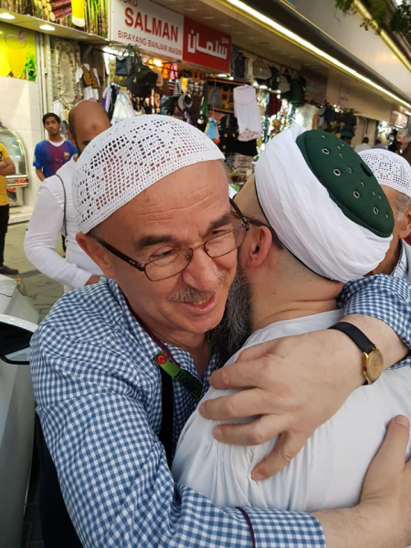 Cübbeli Ahmet Hocaefendi, Ramazan AYVALLI Hocaefendi ile karşılaşıp muhabbet ettiler