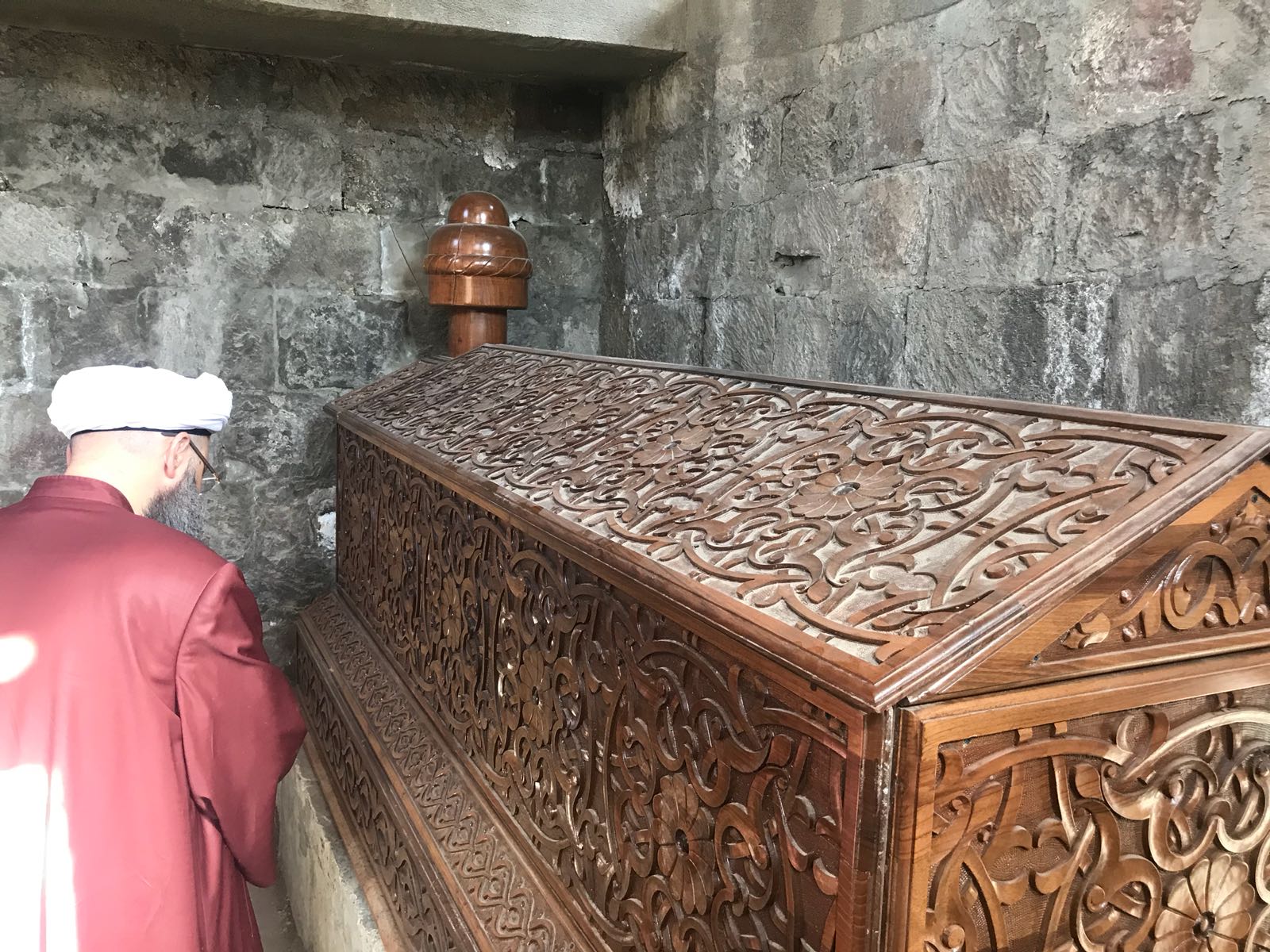 Cübbeli Ahmet Hocaefendi, Mahmûd el-Ğâzî Radıyallâu ‘Anh'ın Kabr-i Şerîfini Ziyâret Etti — 1. fotoğraf