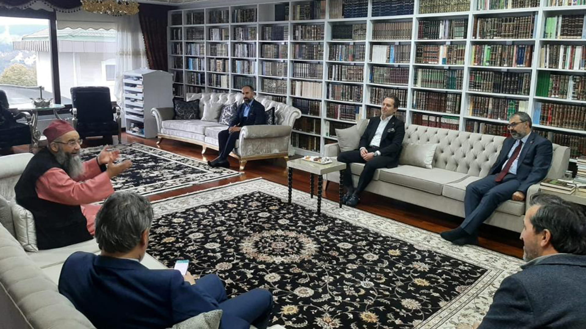 Yeniden Refah Partisi Başkanı Fatih Erbakan Beyefendi, Cübbeli Ahmet Hoca’yı Hânesinde Ziyâret Etti — 2. fotoğraf
