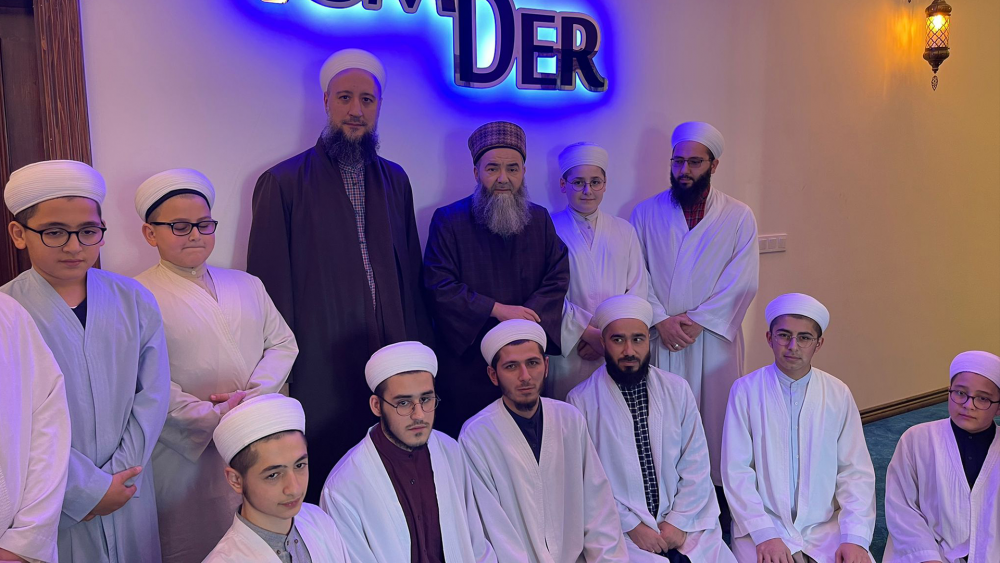 Cübbeli Ahmet Hoca, Nevşehir'de Mahmut Efendi Hazretleri'nin Nevşehir Vekili Olan Recep Dökük Hocaefendiyi Ziyaret Etti