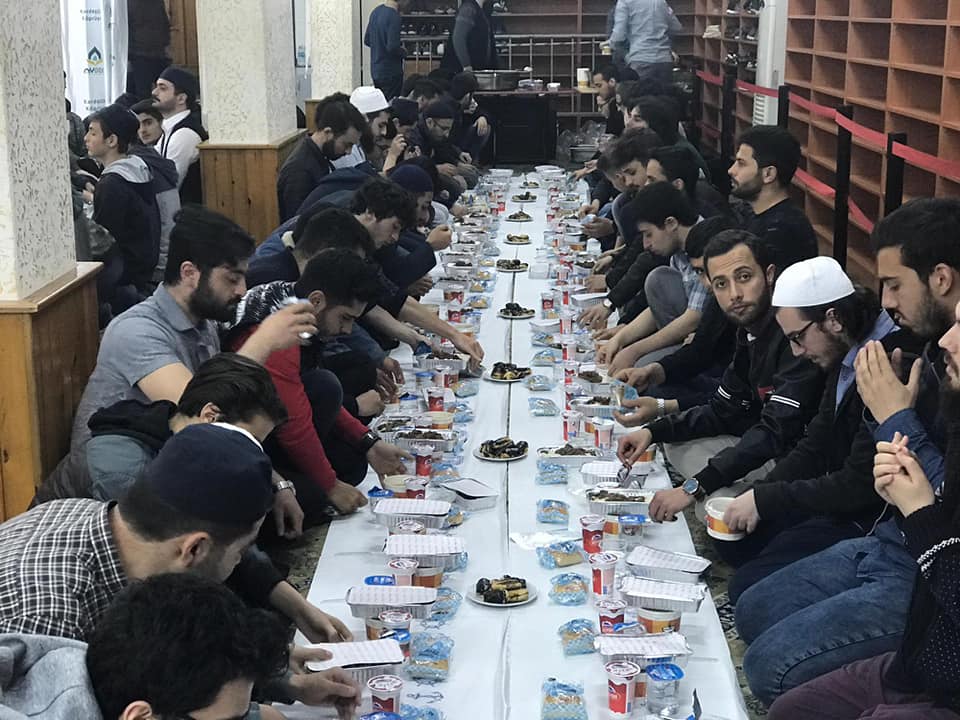 Genç Yeseviler ile İftar Programı — 3. fotoğraf