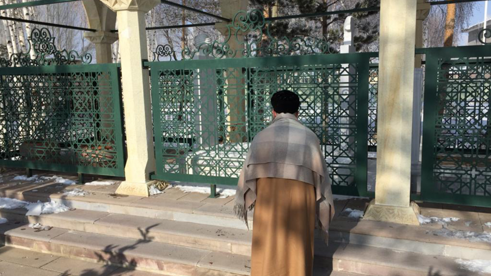 Erzurum’da Hacı Sâlih Efendi Hazretleri’nin kabr-i şerîfini ziyâret