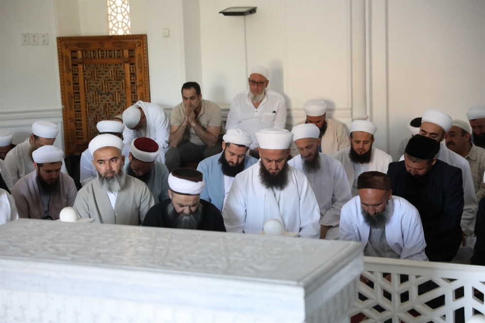 İmâm-ı Mâtürîdî Hazretleri'nin Kabr-i Şerif’ini Ziyaret