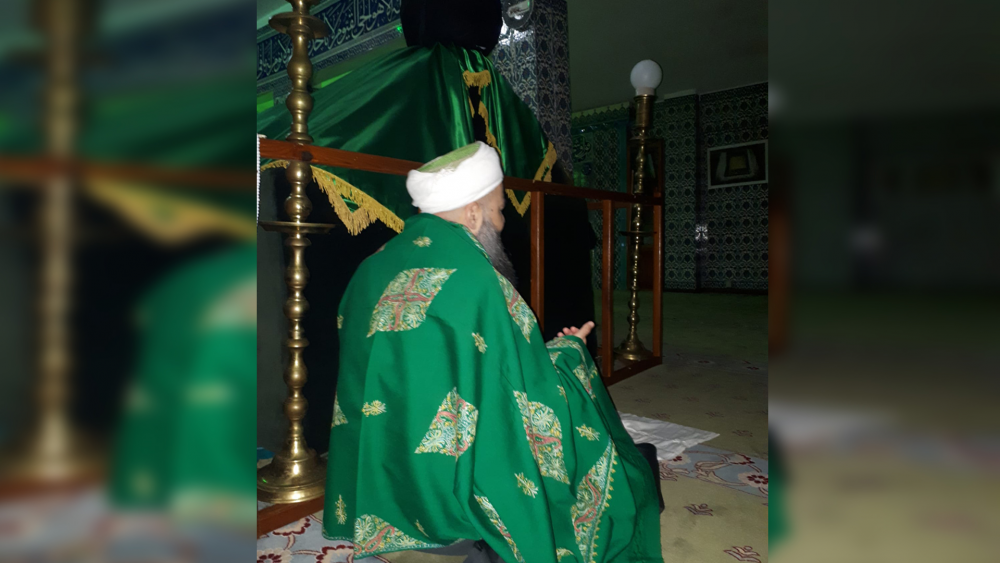 Cübbeli Ahmet Hoca Kırklar Baba Nâmıyla Bilinen Şeyh Hasan Efendi Hazretleri’ni Ziyâret Etti