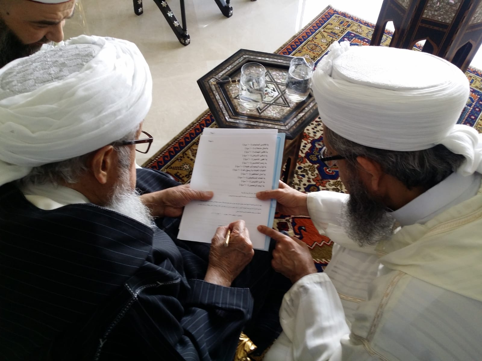 Cübbeli Ahmet Hocaefendi’ye, İmâm-ı Rabbânî ve İmâm-ı masum Hazretlerinin hatimleri hakkında icazet yazarken