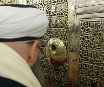 Cuma gecesi Peygamber Efendimiz'e selamlarınız iletildi ve arzuhaller ulaştırıldı
